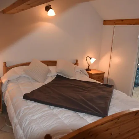 Duplex 3 Pieces 6 Pers Sous Les Toits Avec Balcon Et Garage - - Fr-1-266-163 Apartment *